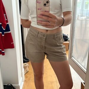 POLO RALPH LAUREN beige shorts size 4.